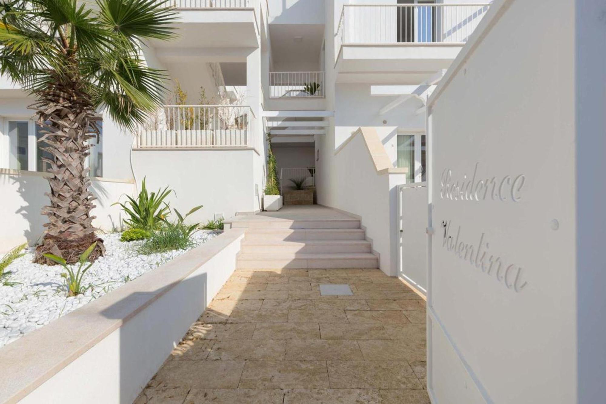 Residence Valentina - Apartment Leonardo int 8 Santa Maria al Bagno Exterior foto